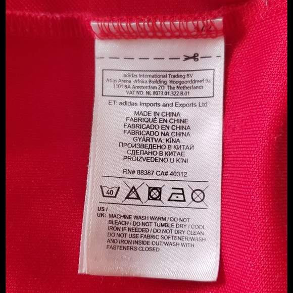 Adidas red training jacket - Picture 5 of 14